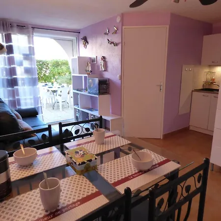 T2, Rez-de-jardin, Terrasse, Piscine, Les Maisons De La Plage,